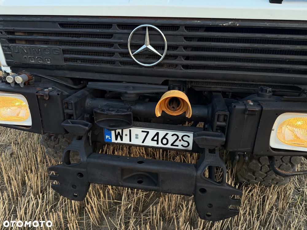 Mercedes-Benz Unimog 424 - 18