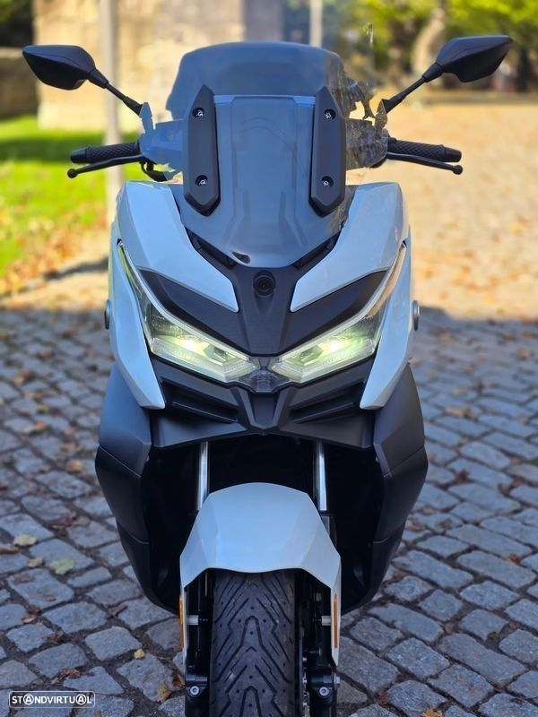 Voge SR4 Max T Gasolina - 3