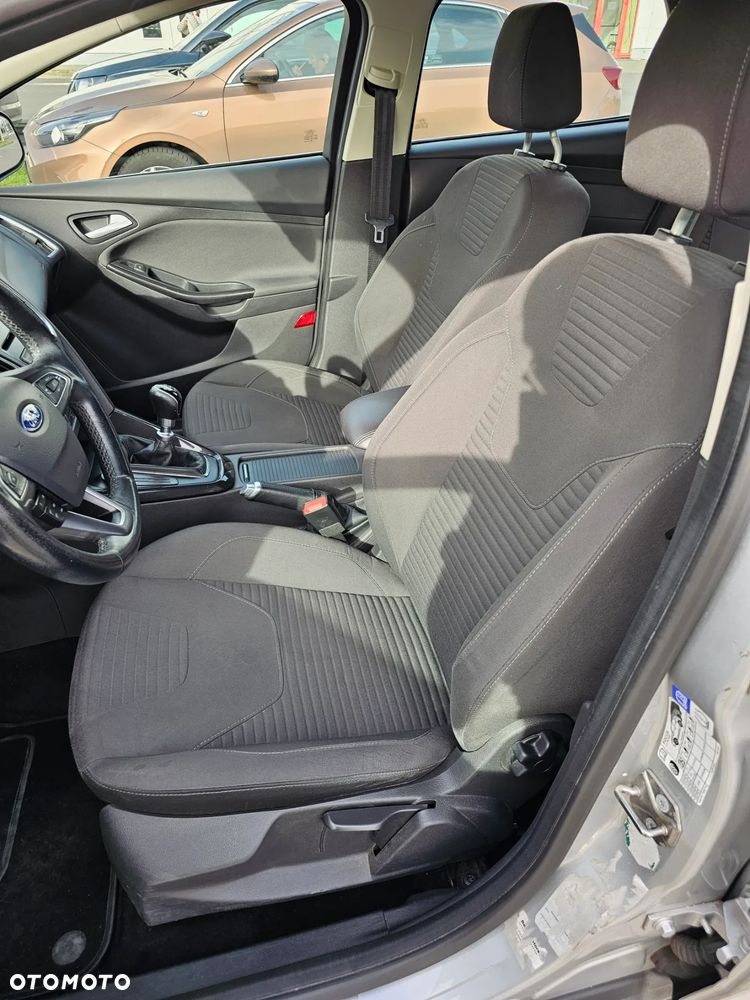 Ford Focus 1.5 TDCi Titanium - 11