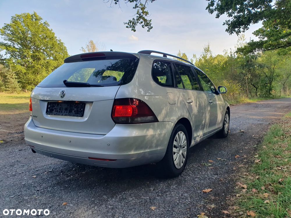 Volkswagen Golf - 5