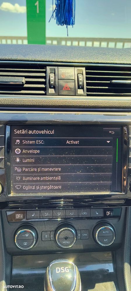 Skoda Superb 2.0 TDI DSG Style - 27