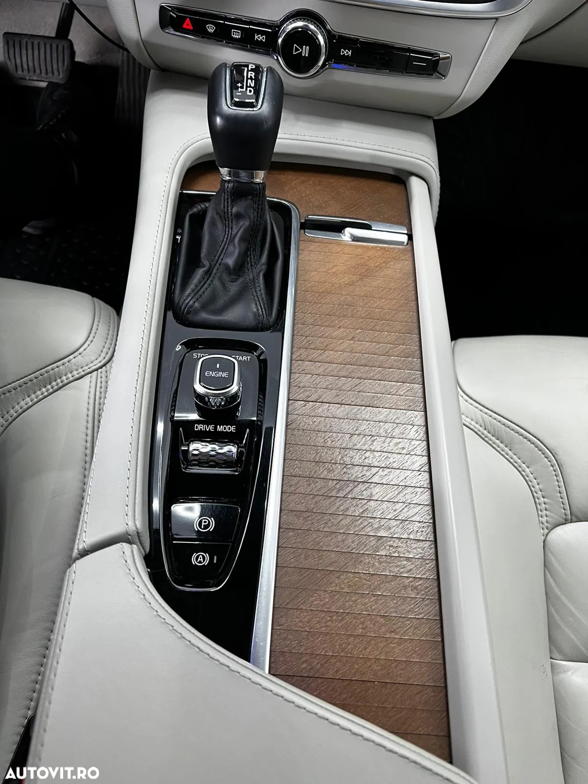 Volvo S90 D4 Inscription - 11