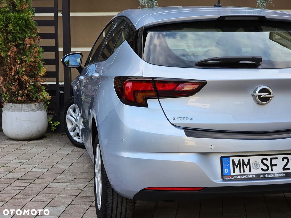 Opel Astra 1.4 Turbo Innovation - 28
