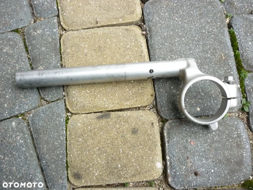 Stelaż lampy Suzuki GSX R 600 K5 - 37