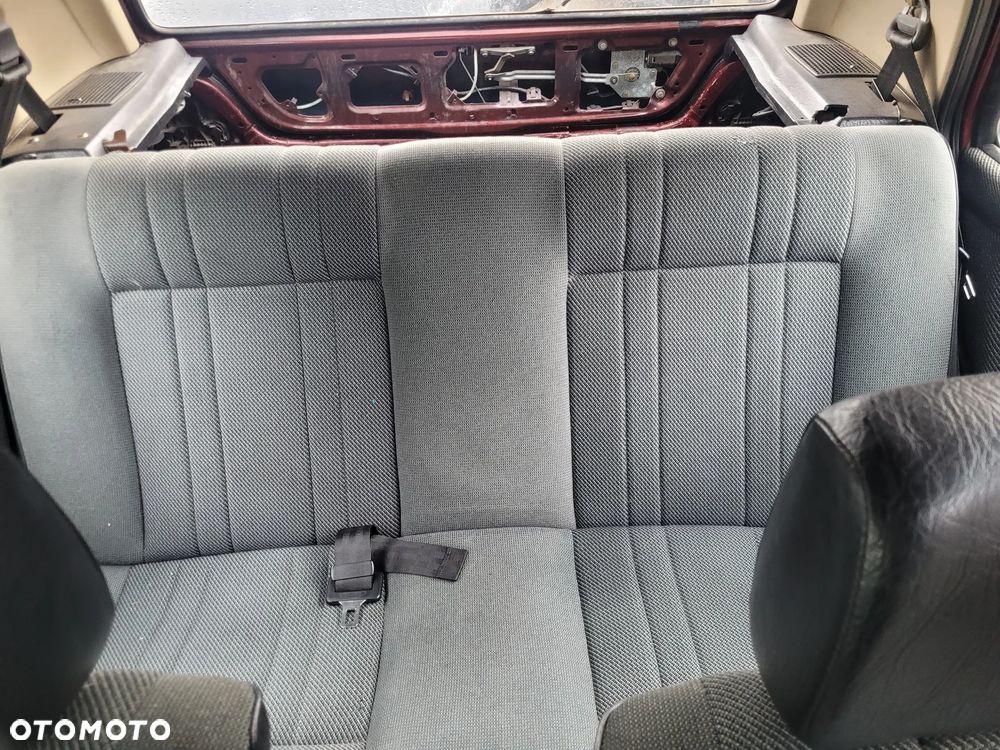 VW VOLKSWAGEN GOLF 2 II fotel fotele kanapa deska kokpit podsufitka boczek boczki klamka podłokietnik licznik - 4