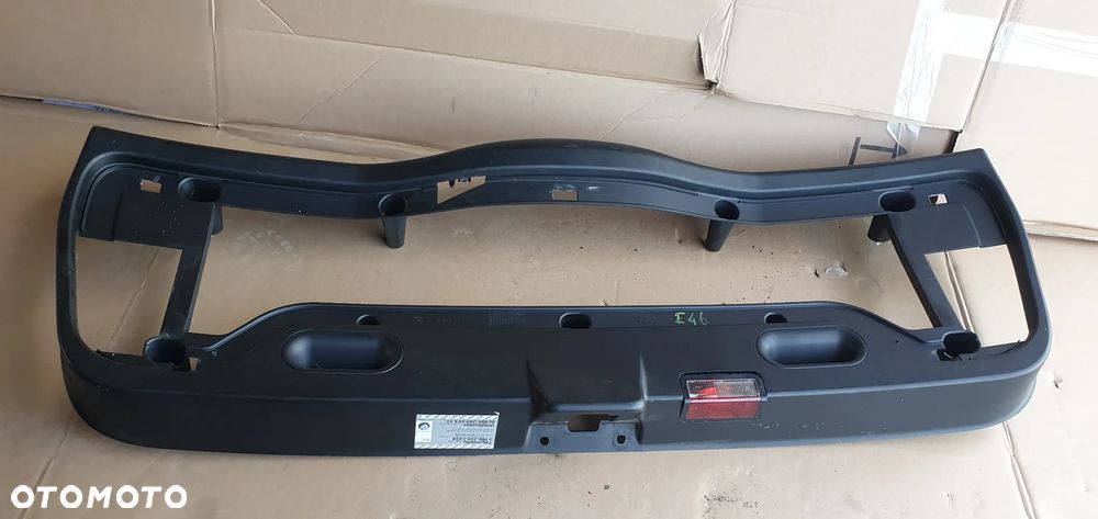 Osłona tapicerka klapy bagażnika BMW 3 E46 Kombi 8218783 - 5