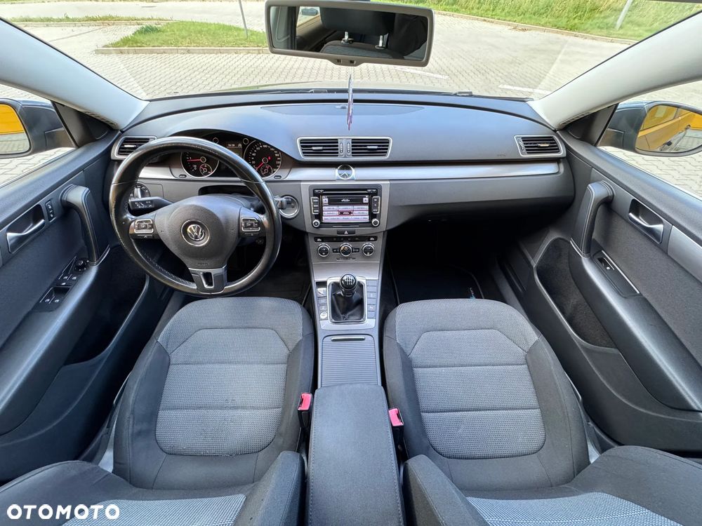 Volkswagen Passat Variant 2.0 TDI Comfortline - 15