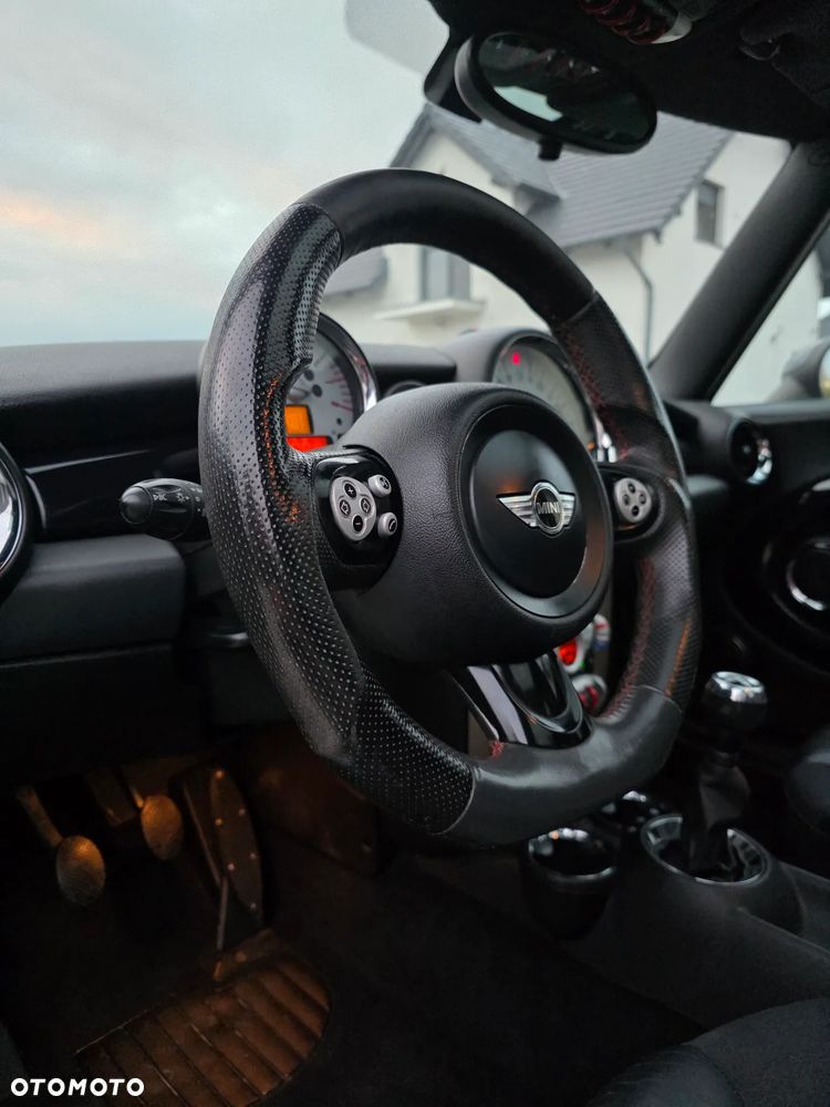 MINI Cooper 50 Mayfair - 13