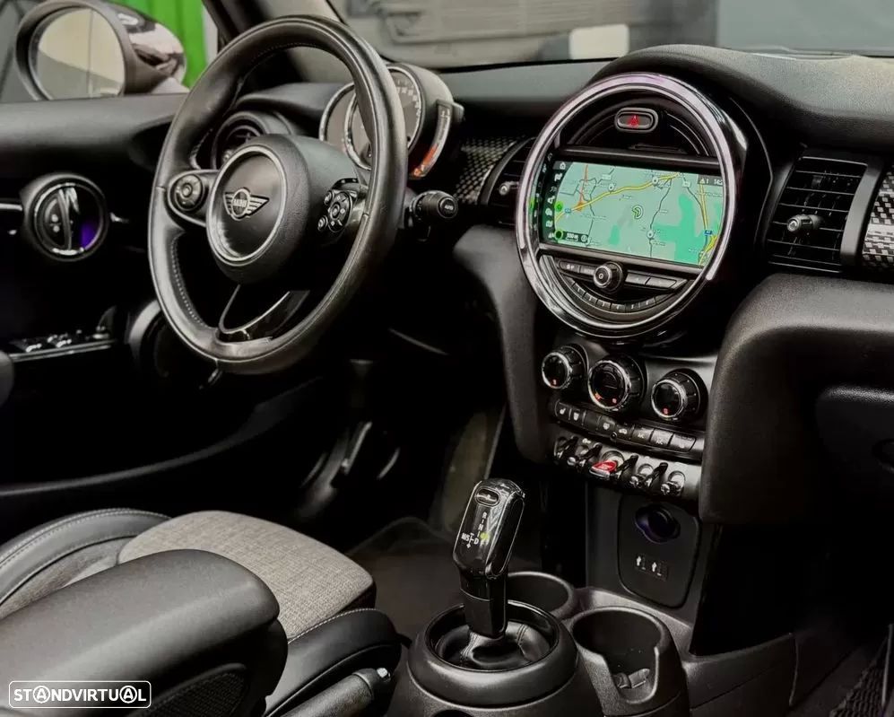 MINI Cabrio Cooper SD Auto - 29