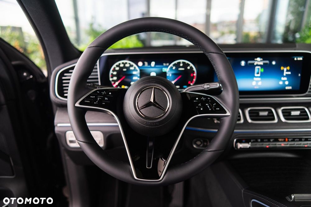 Mercedes-Benz GLE - 19