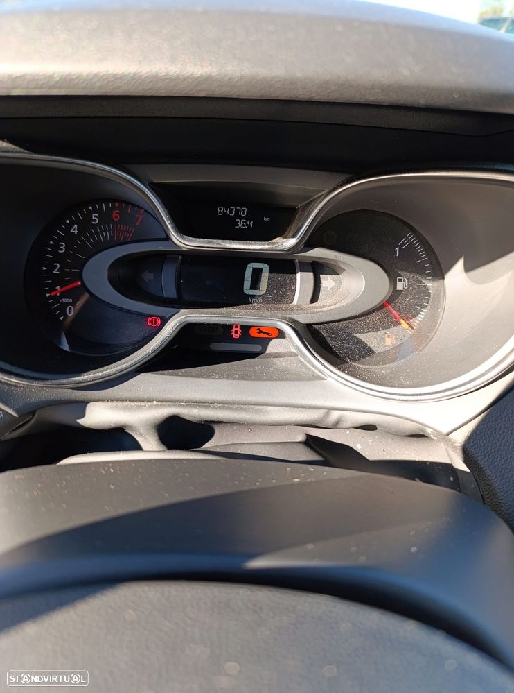 Renault Captur (ENERGY) TCe 90 BOSE EDITION - 6