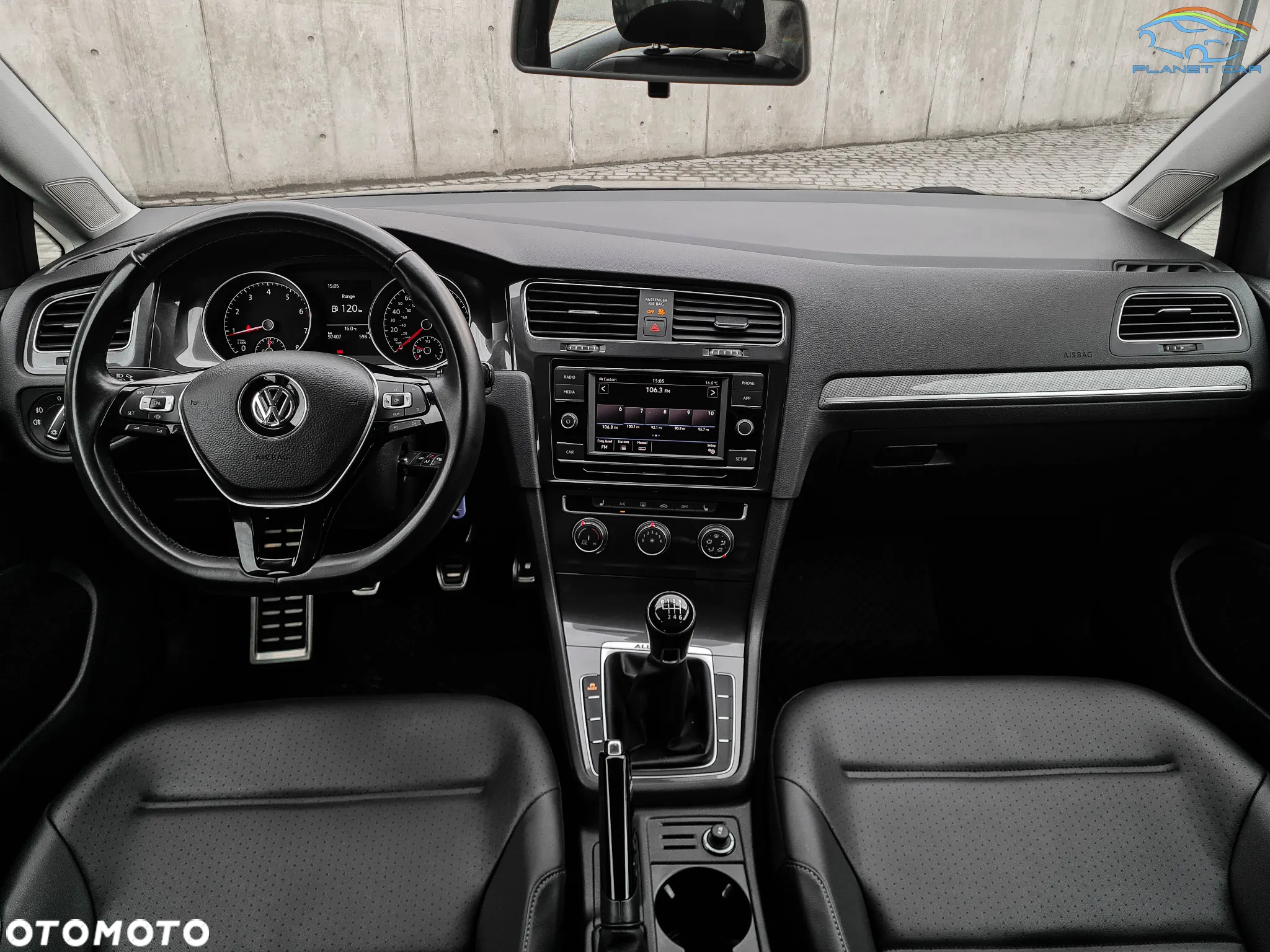 Volkswagen Golf - 18