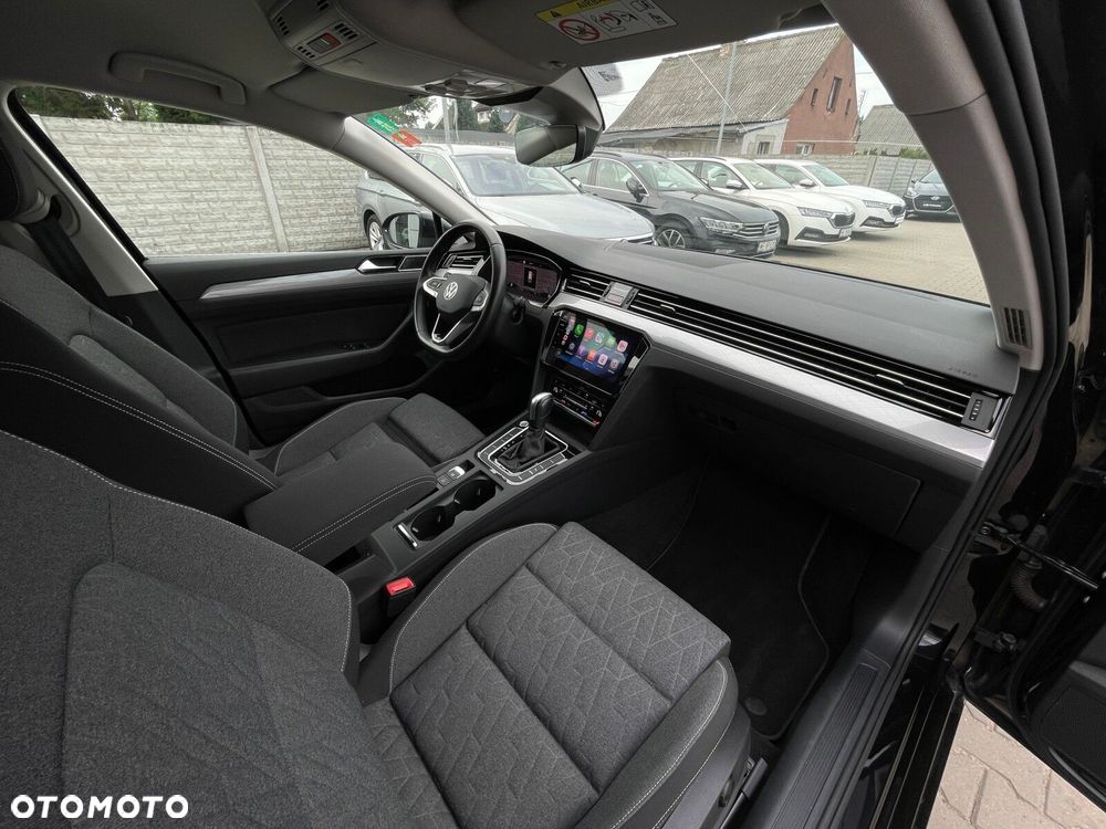 Volkswagen Passat Variant 2.0 TDI SCR Business Plus DSG - 19
