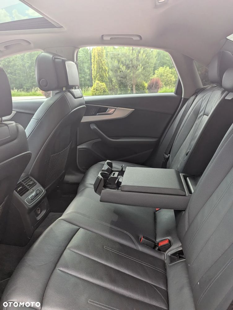 Audi A4 Limousine 2.0 TFSI quattro S tronic design - 30