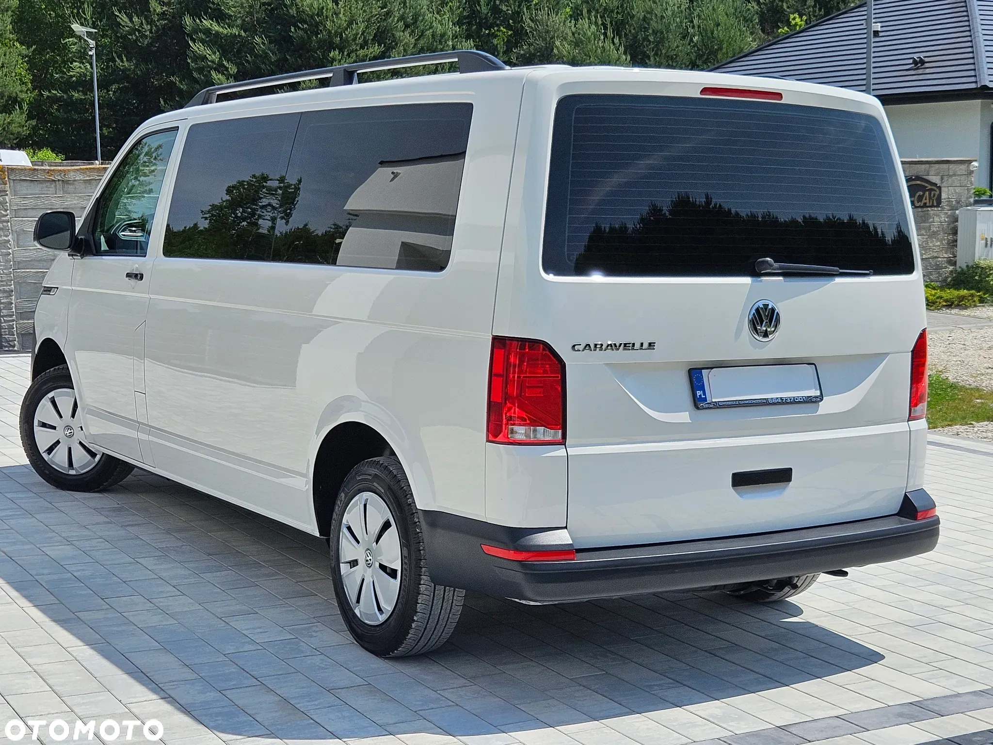 Volkswagen Caravelle 6.1 2.0 TDI L2 Comfortline - 4