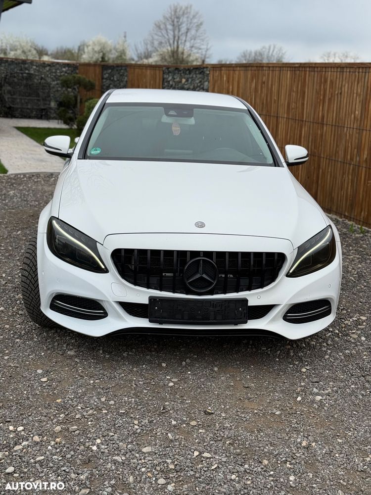 Mercedes-Benz C - 15