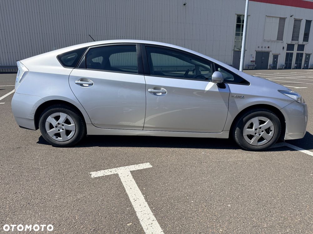 Toyota Prius - 15