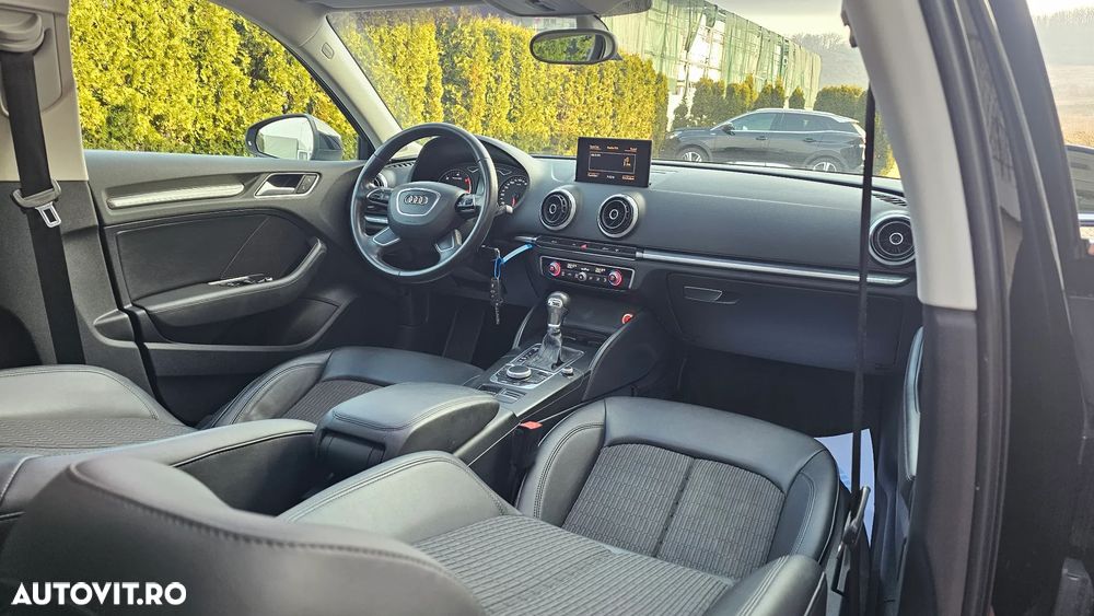 Audi A3 1.6 TDI ack S tronic S line Sportpaket - 13