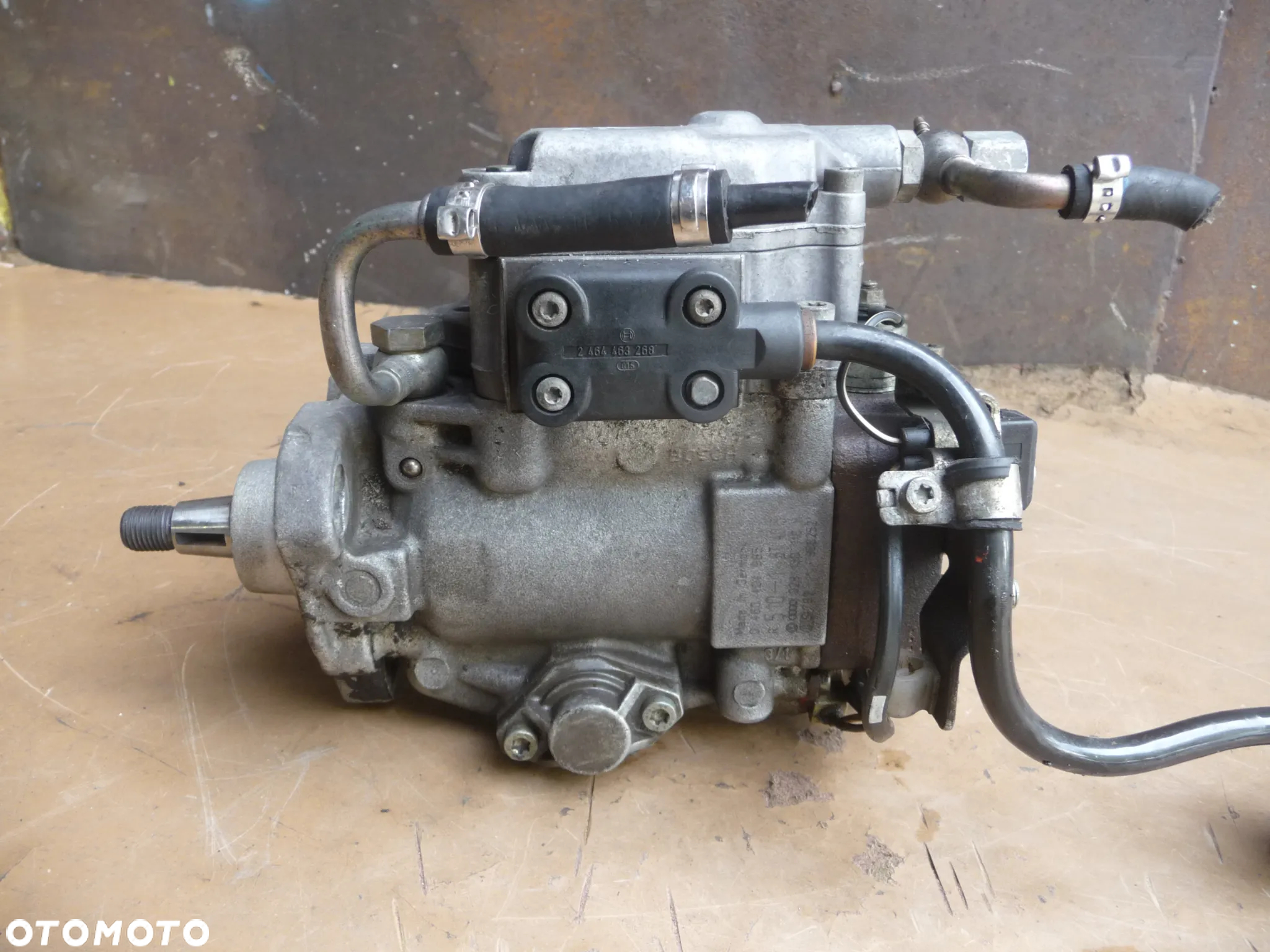 AUDI A4 B5 VW PASSAT B5 1.9 TDI 90KM POMPA WTRYSKOWA 0460404985 028130110H - 2