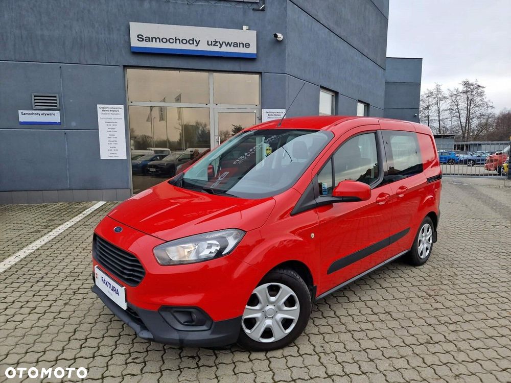 Ford Transit Courier - 2