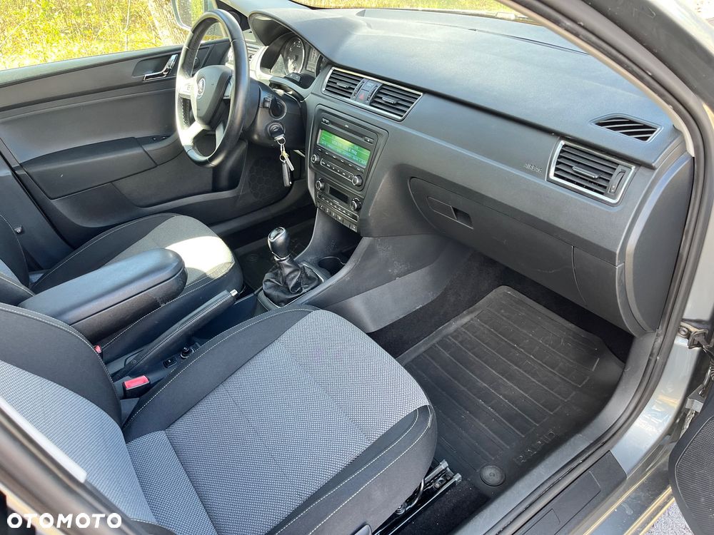 Skoda RAPID 1.2 TSI Elegance - 8