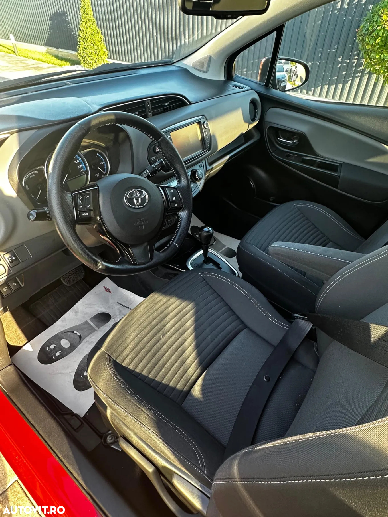 Toyota Yaris - 8