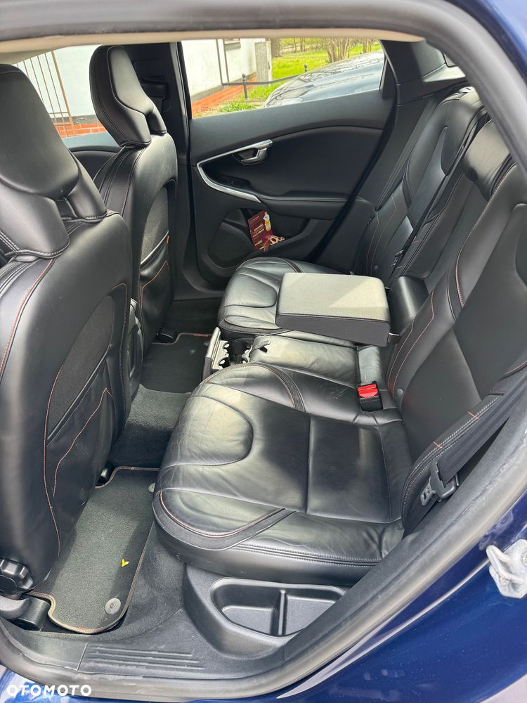 Volvo V40 D2 Ocean Race - 10