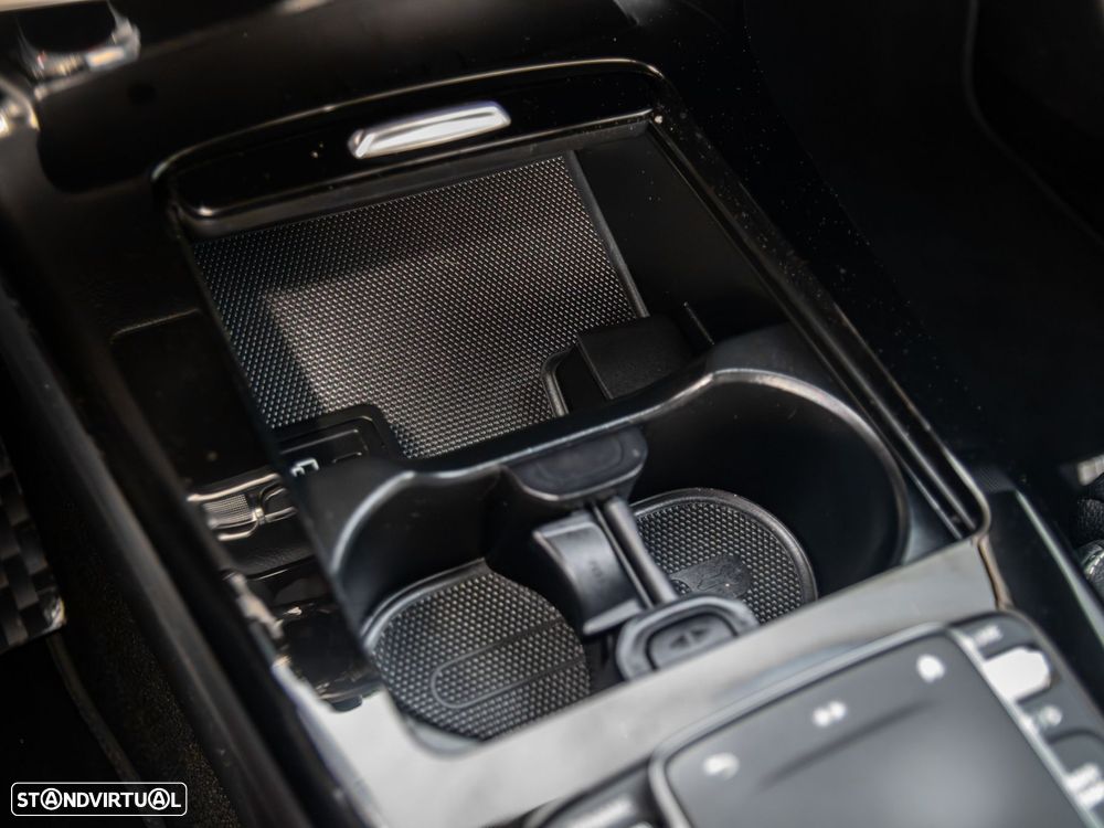 Mercedes-Benz CLA 200 d 8G-DCT AMG Line - 36