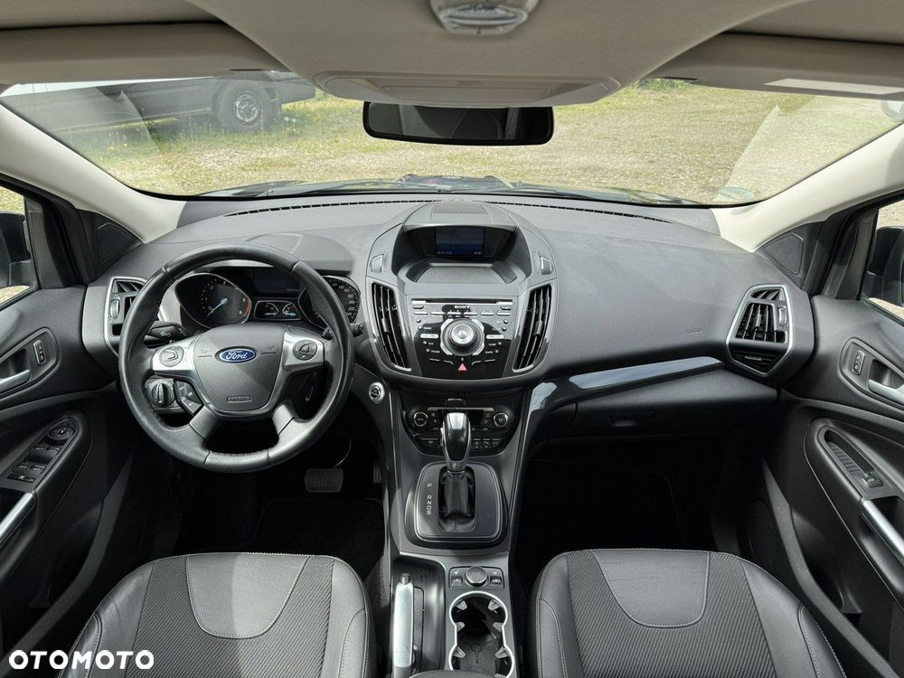 Ford Kuga - 25