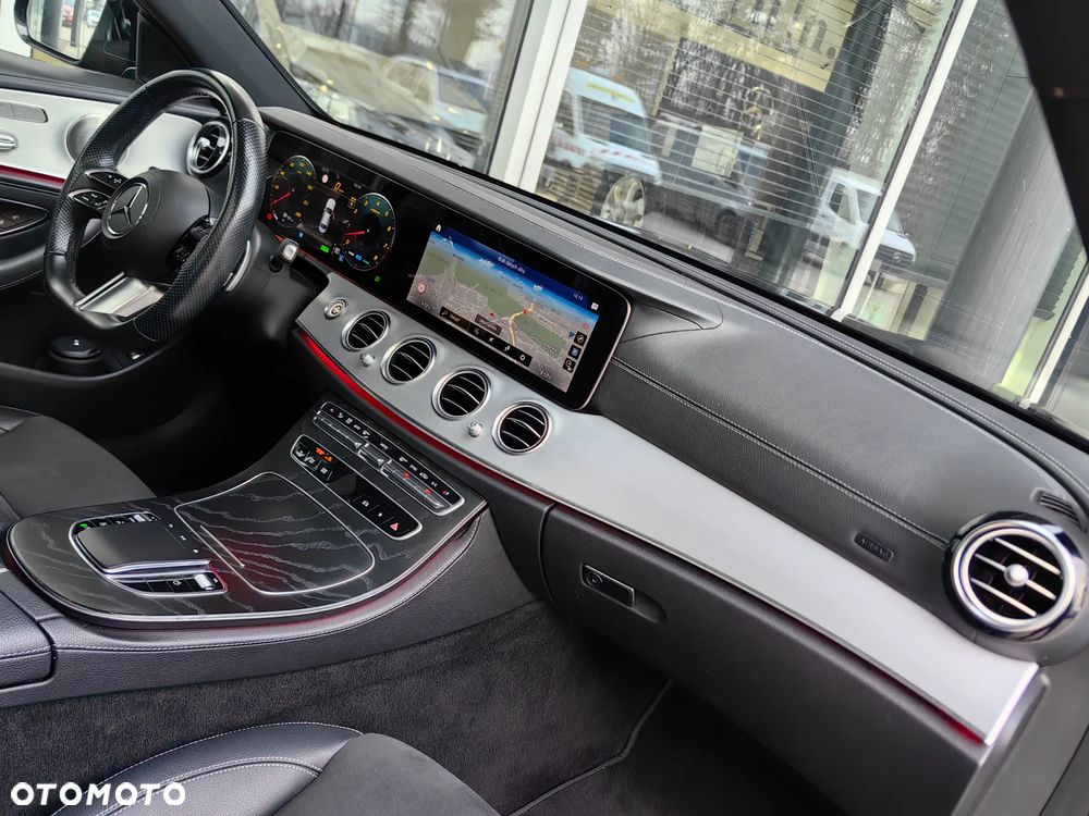 Mercedes-Benz Klasa E 450 4-Matic AMG - 25