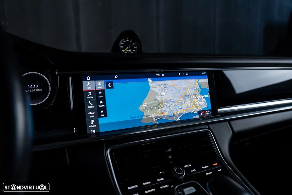 Porsche Panamera Sport Turismo - 19