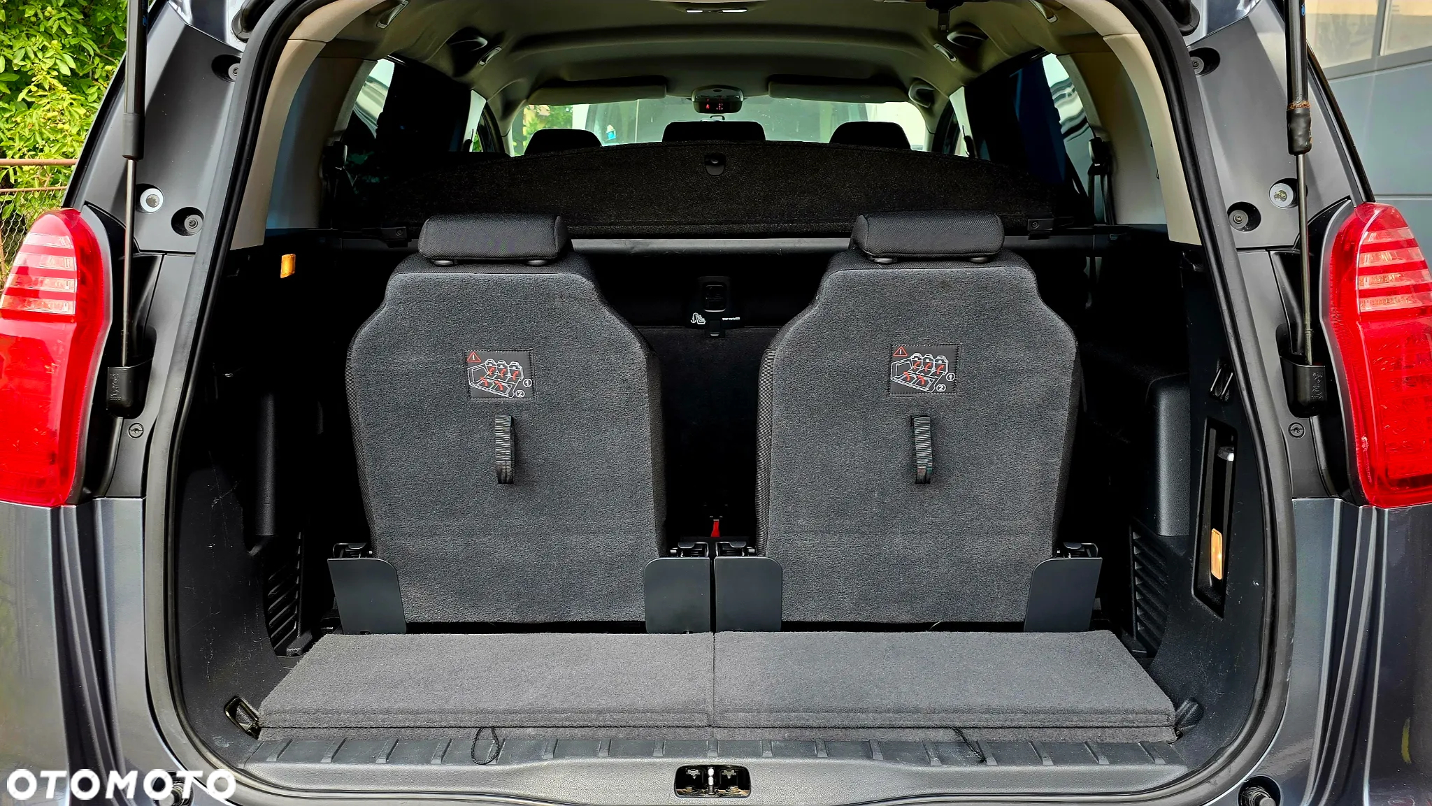 Peugeot 5008 1.6 HDi Family 7os - 16
