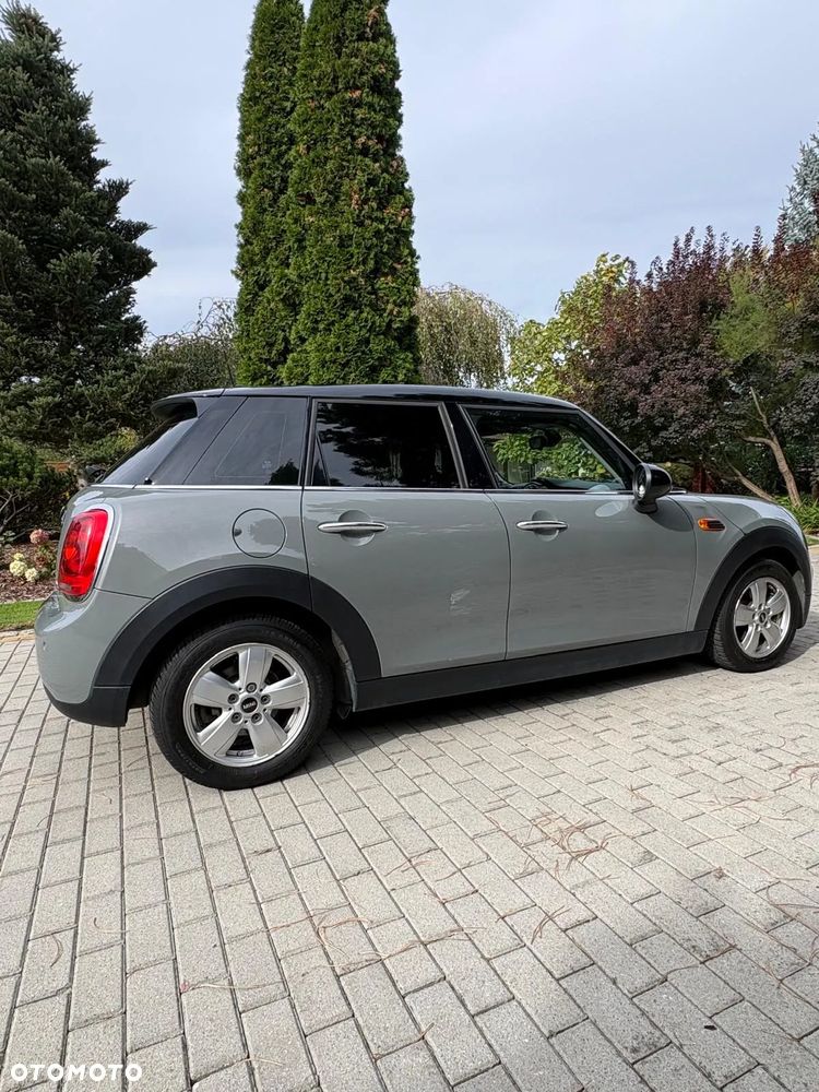 MINI Cooper Standard - 11