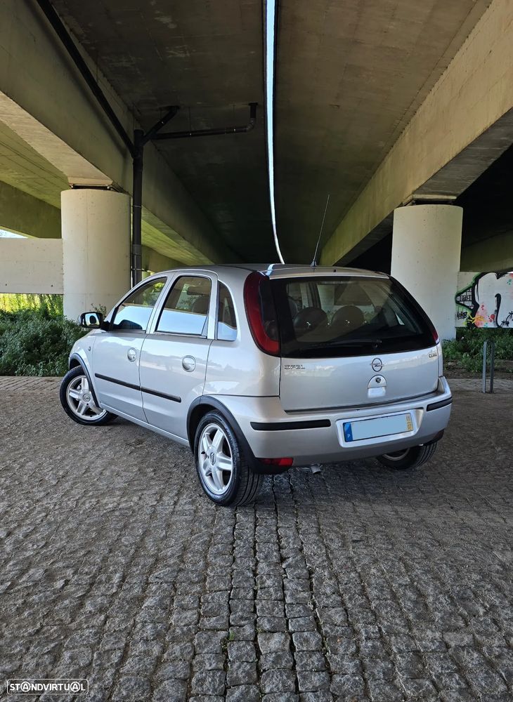 Opel Corsa 1.3 CDTi Enjoy - 2