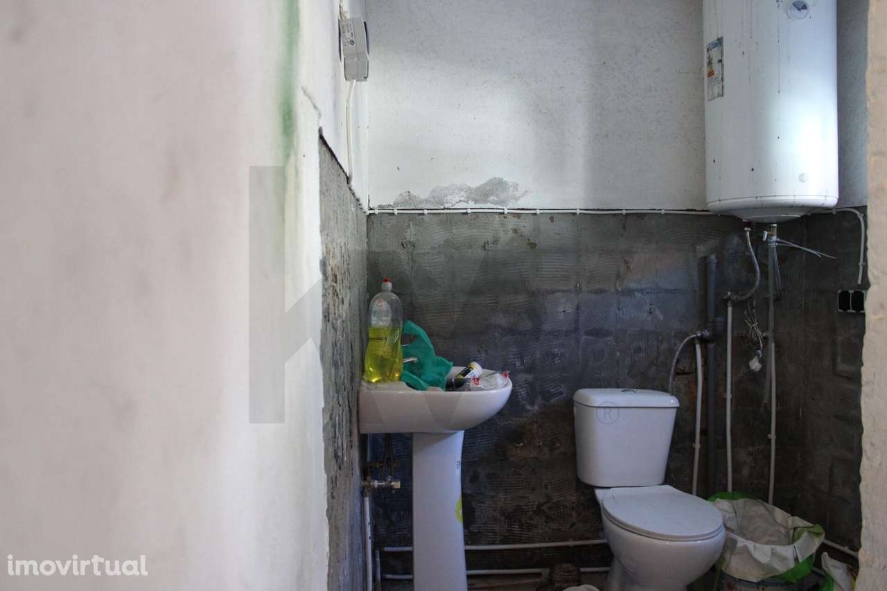 Moradia T2 para recuperar junto Barragem do Maranhão- Aviz- Benavila - Grande imagem: 5/15