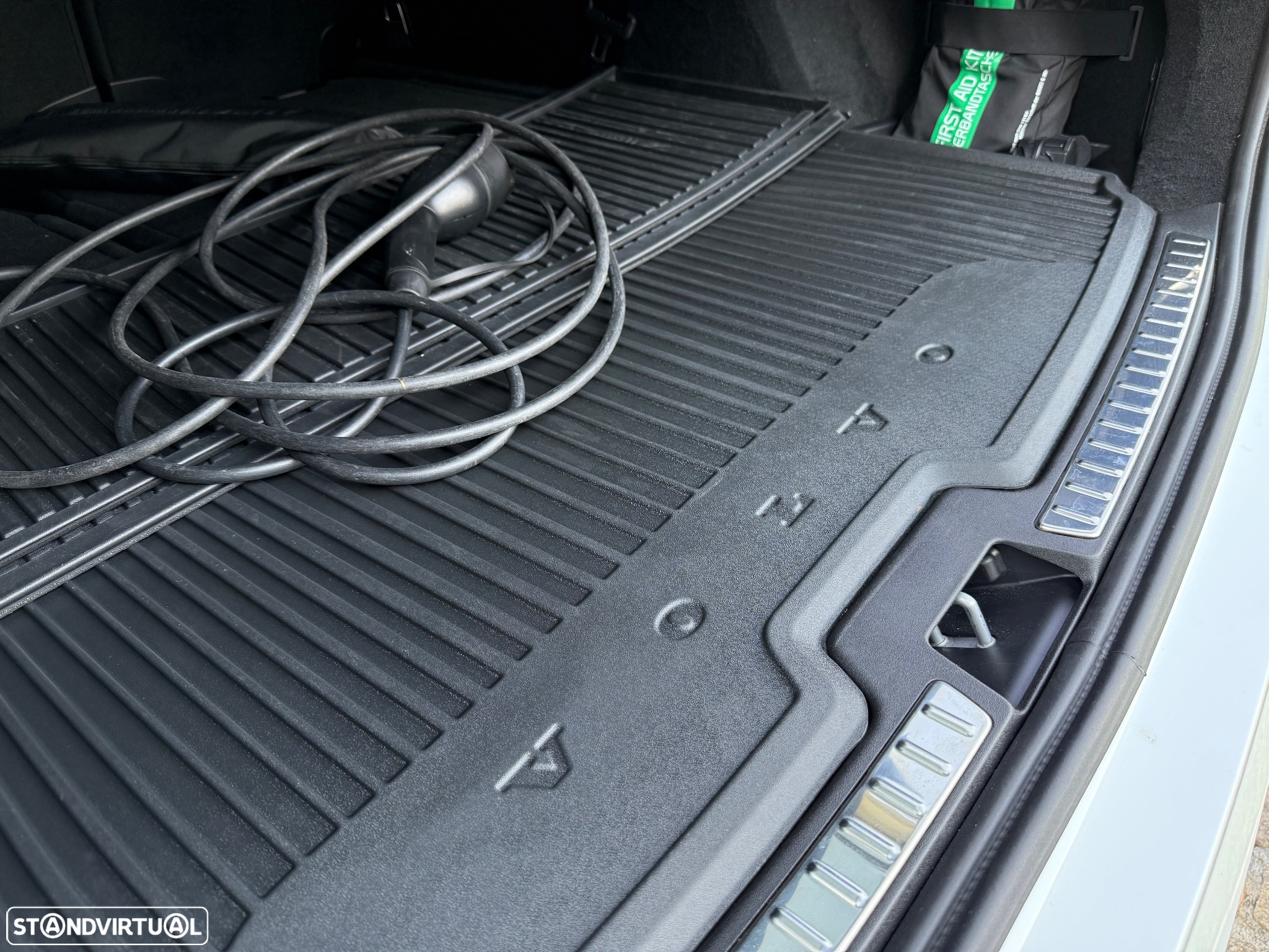 Volvo XC 90 2.0 T8 PHEV Ultra Dark AWD - 39