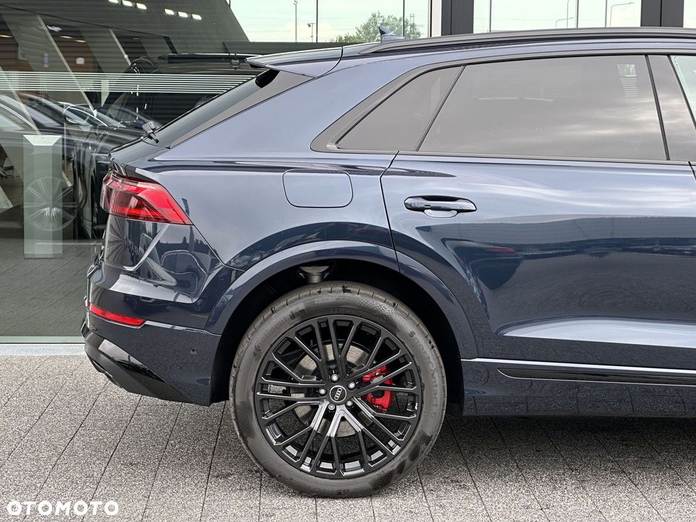 Audi Q8 - 6