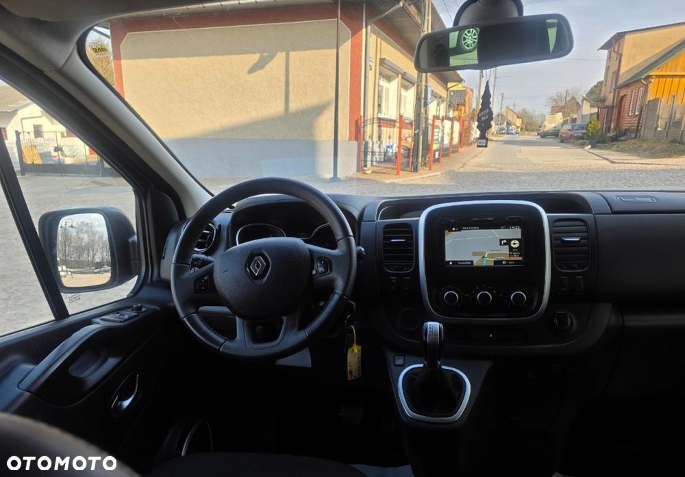 Renault Trafic - 25