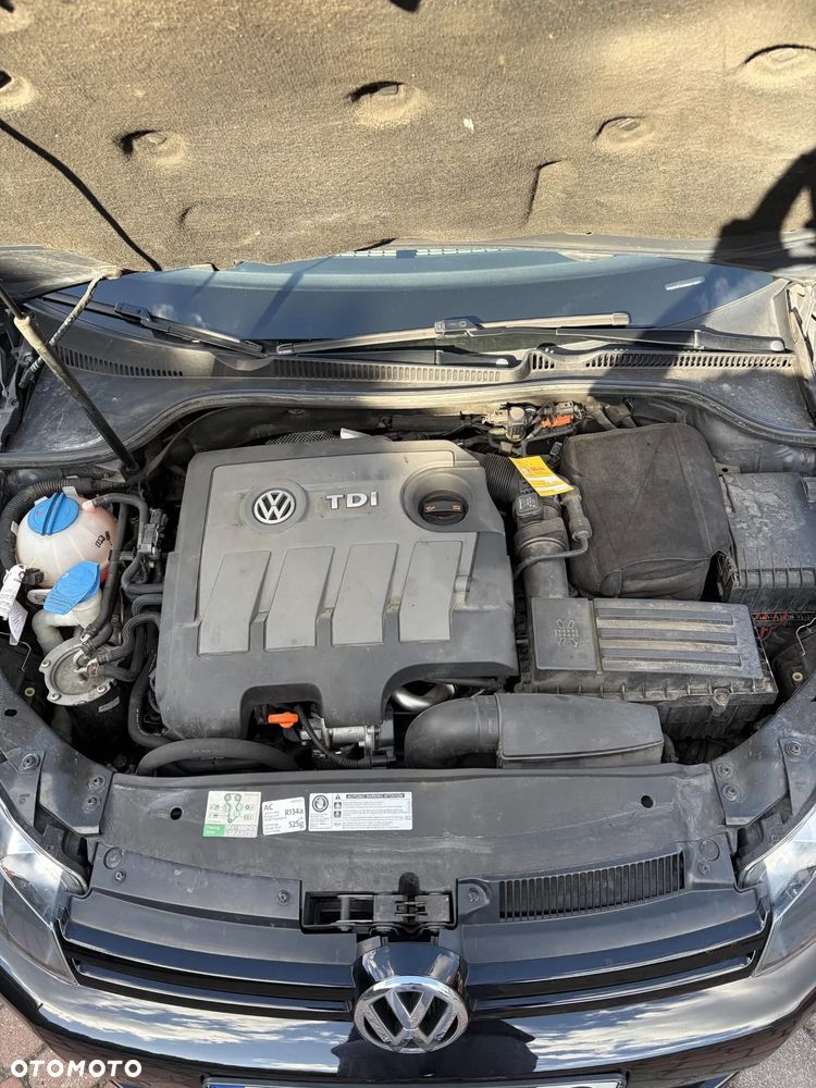 Volkswagen Golf 1.6 TDI BMT Highline - 9