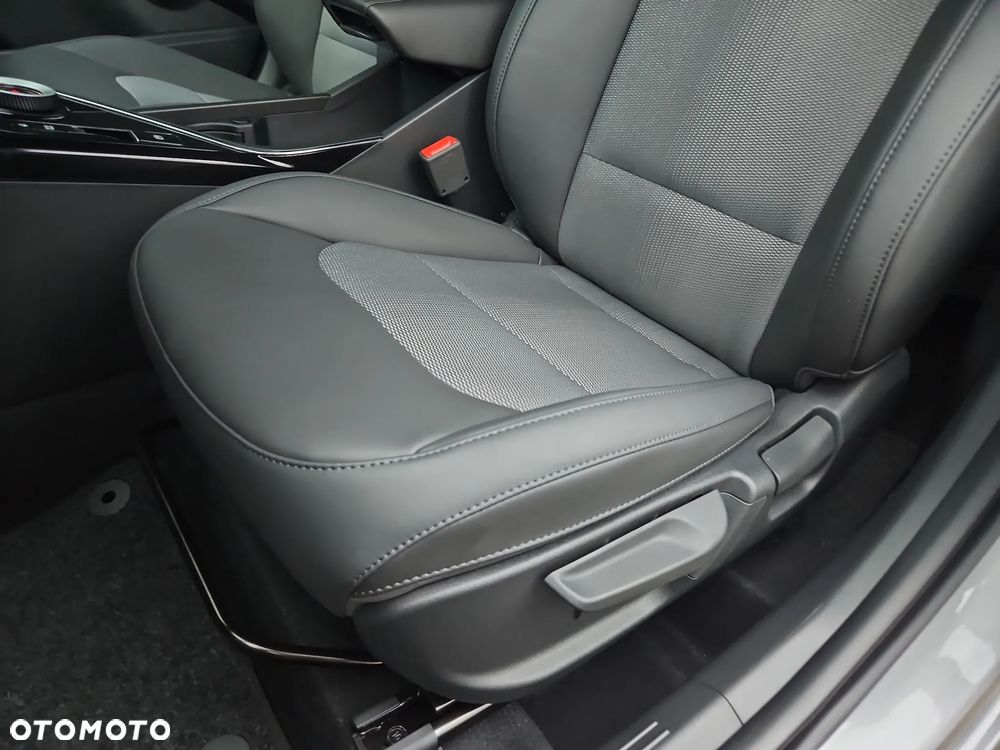 Kia Niro 1.6 GDI Hybrid L - 12