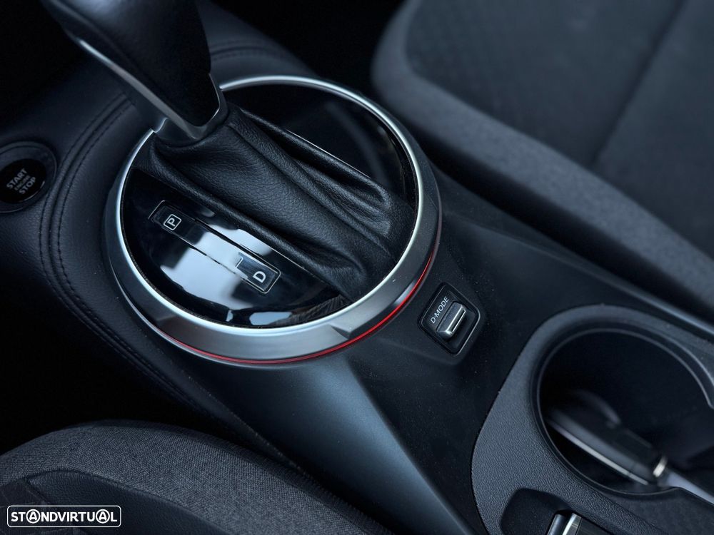Nissan Juke 1.0 DIG-T N-Connecta NAV. DCT - 40