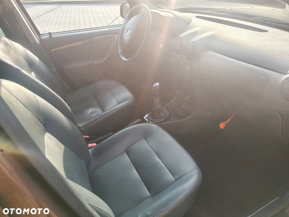 Dacia Duster 1.6 16V 4x2 Destination - 16