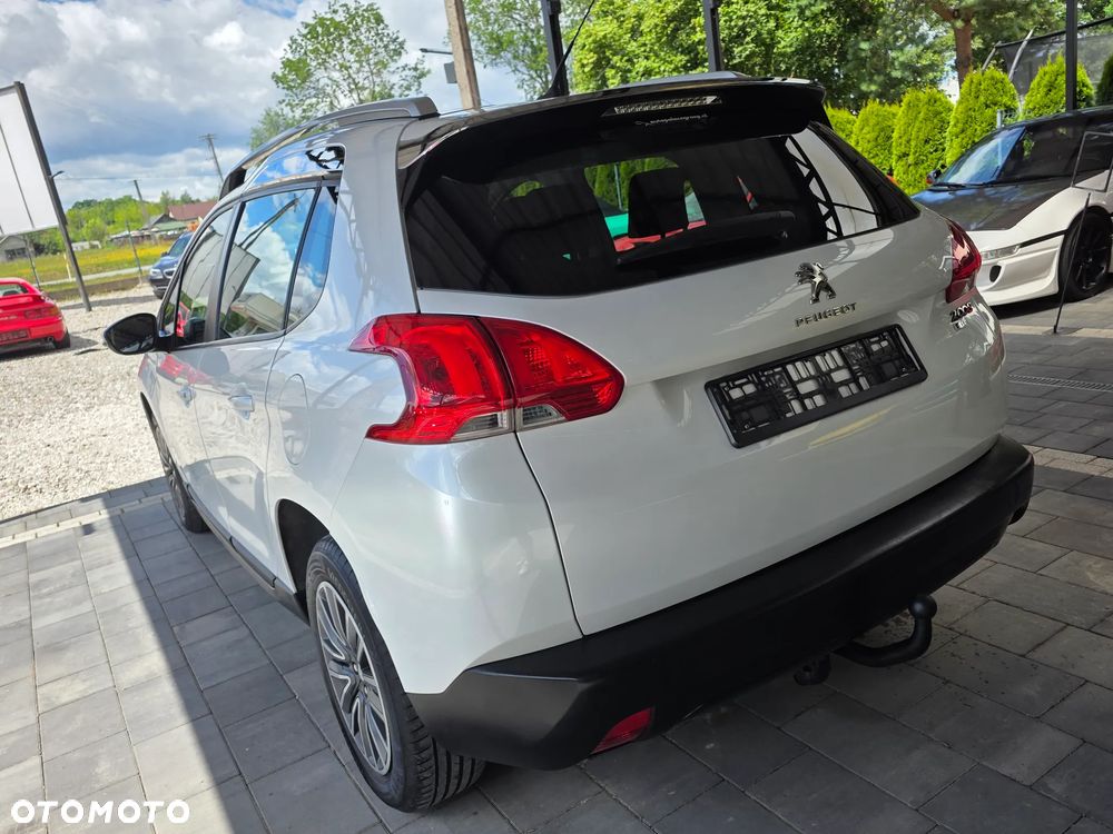 Peugeot 2008 - 14