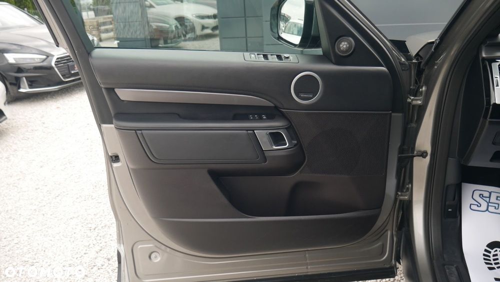 Land Rover Discovery - 12