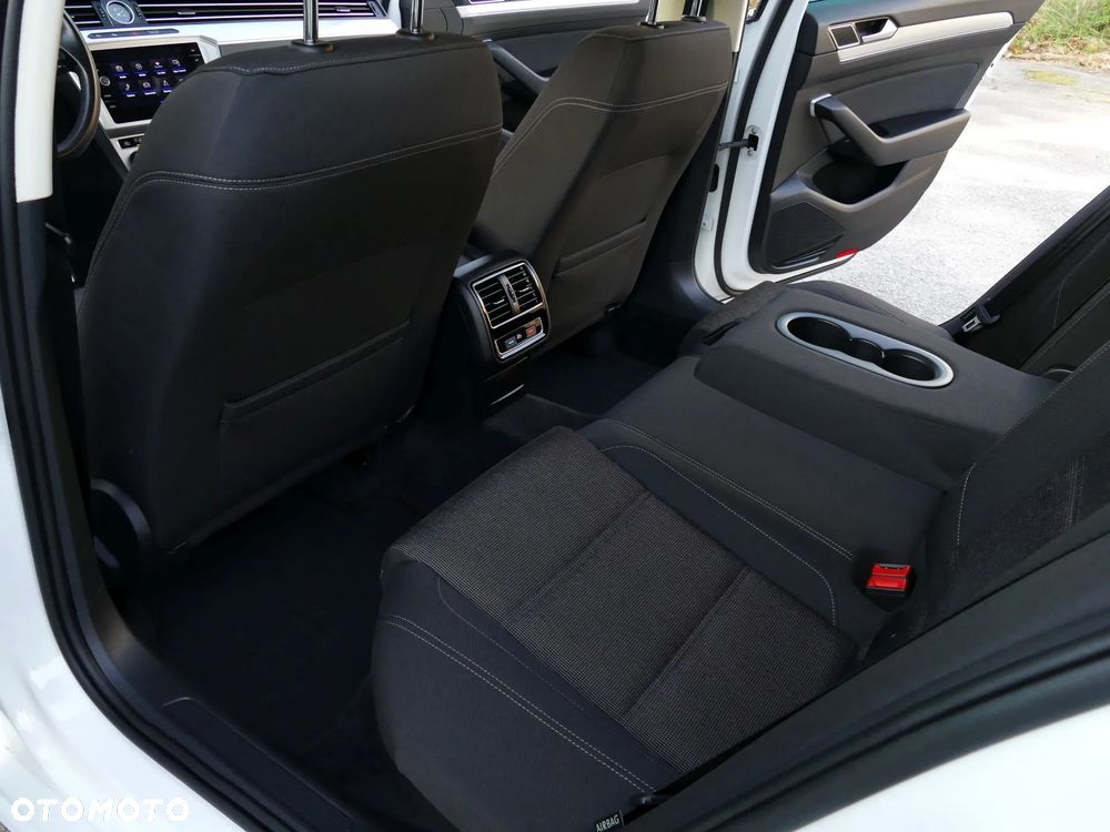Volkswagen Passat 1.5 TSI EVO Highline DSG - 24