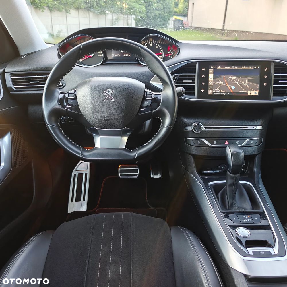 Peugeot 308 e-HDi FAP 115 Stop&Start EGS6 Business Line Niveau 1 - 10