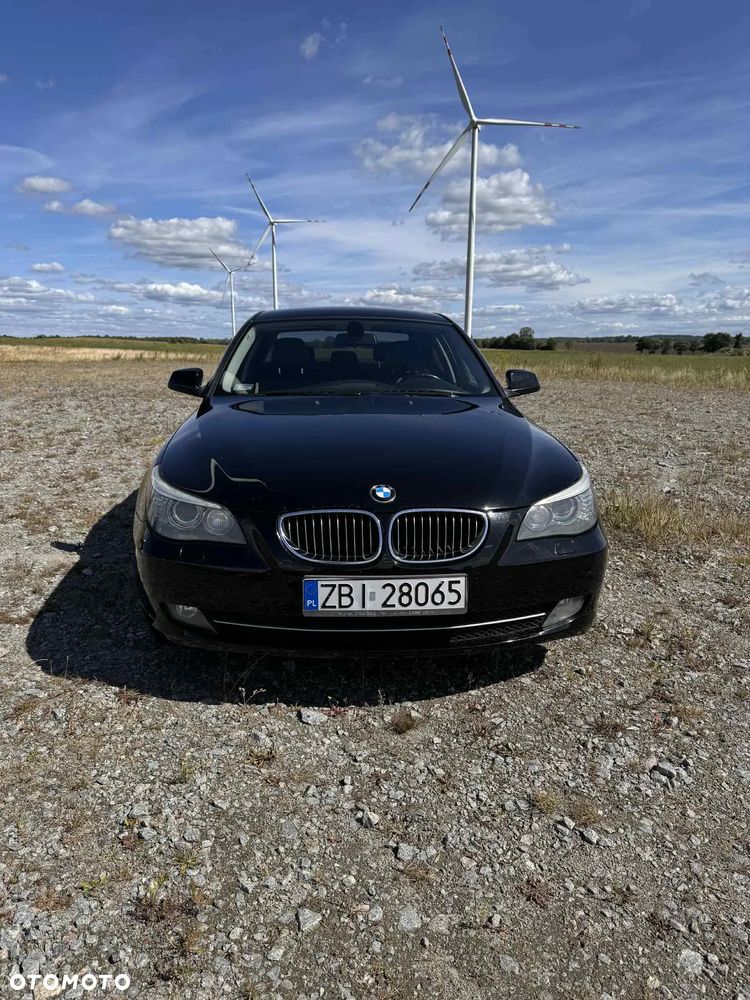 BMW Seria 5 525d - 11