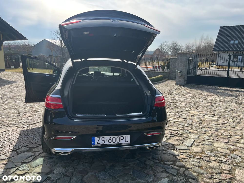 Mercedes-Benz GLE - 19