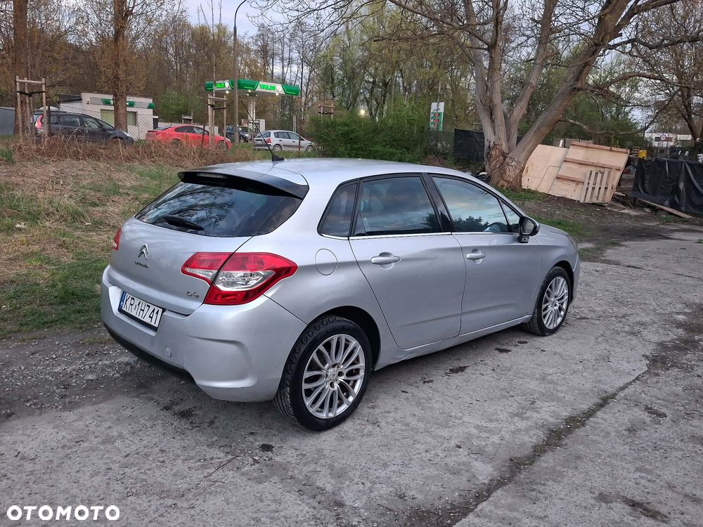 Citroën C4 HDi 90 Attraction - 6