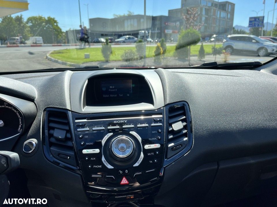 Ford Fiesta - 13